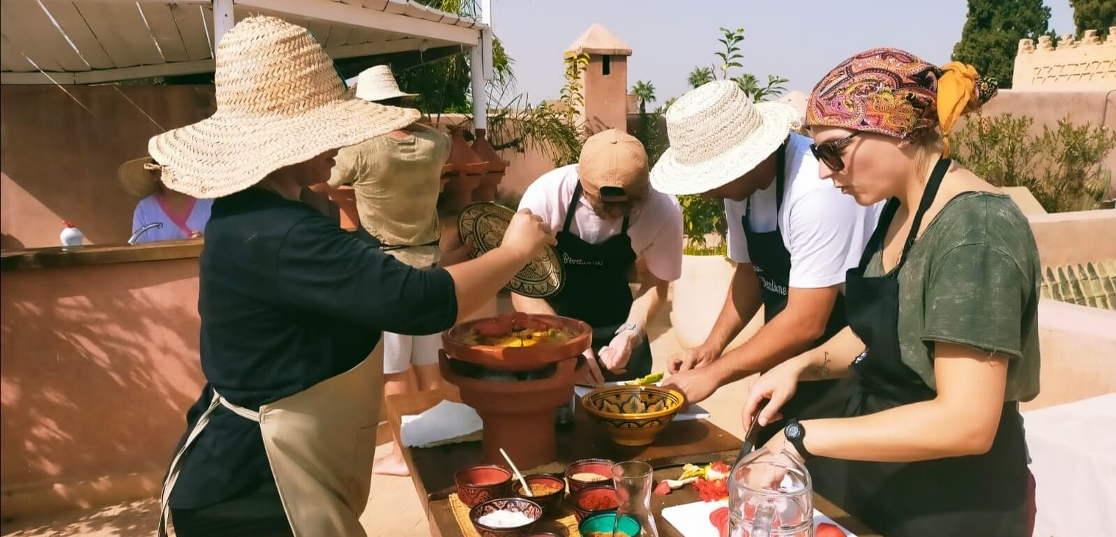 Cours de cuisine marocaine avec un chef local