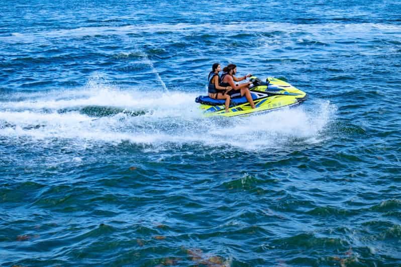 Sortie en jet-ski le long de la côte d'Agadir