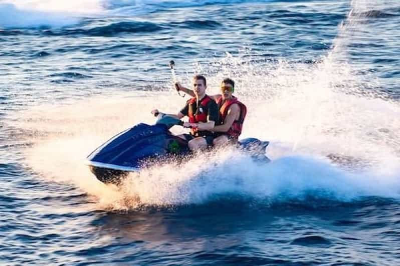 Sortie en jet-ski le long de la côte d'Agadir