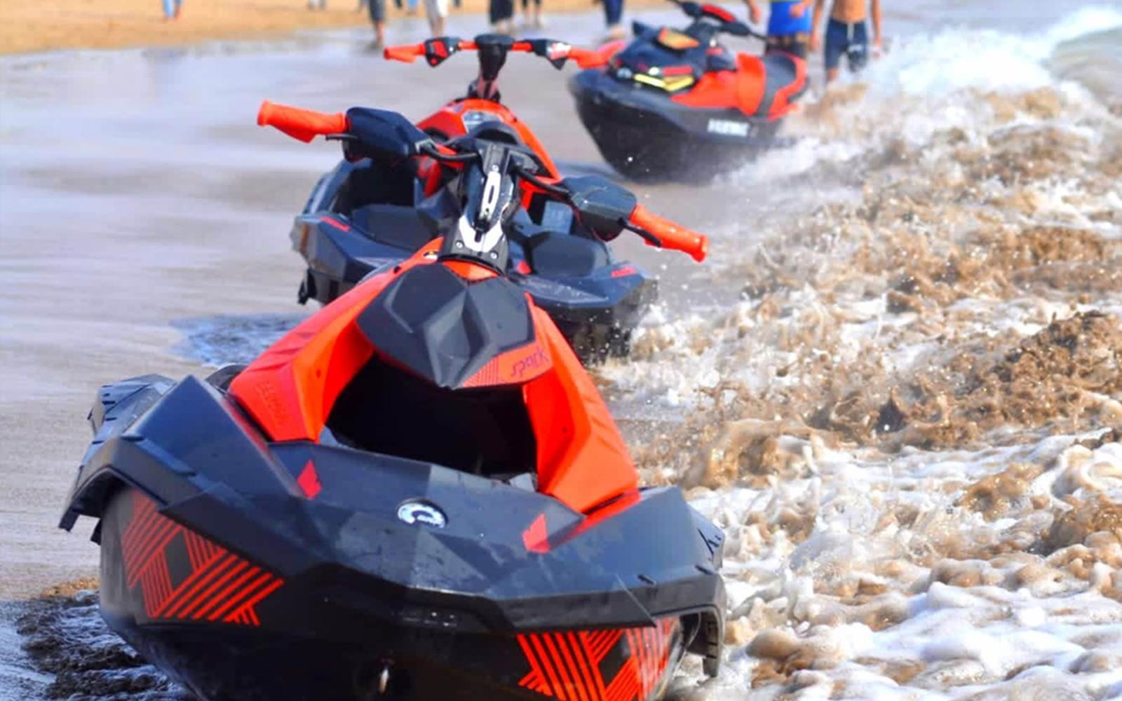 Sortie en jet-ski le long de la côte d'Agadir